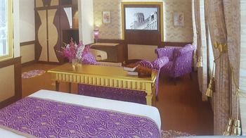 Merchants Crown Suites And Spa Hotel Prague
