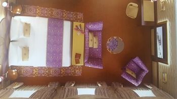 Merchants Crown Suites And Spa Prague