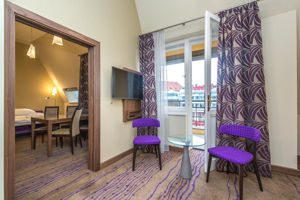 Merchants Crown Suites And Spa Hotel 5*