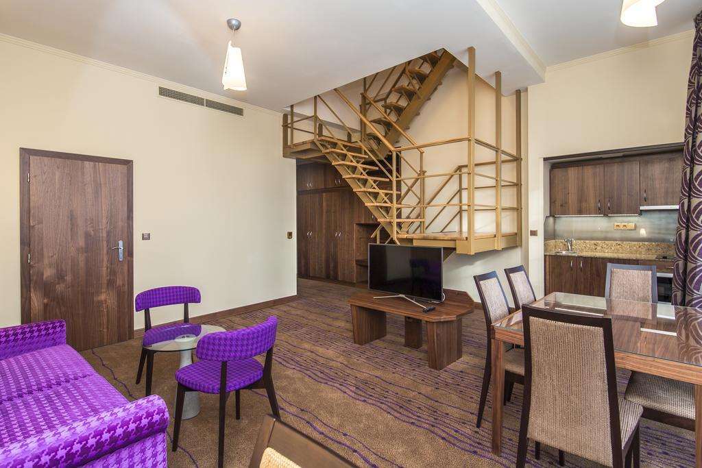 Hotel Merchants Crown Suites And Spa