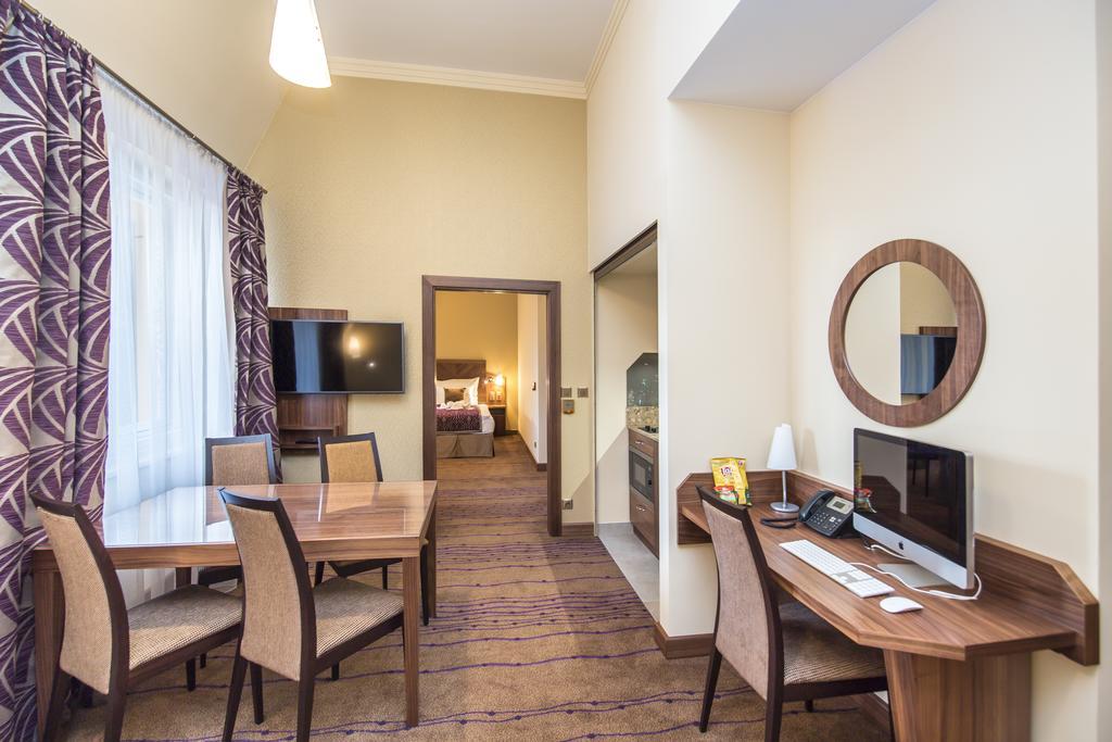 Merchants Crown Suites And Spa 5* Prague